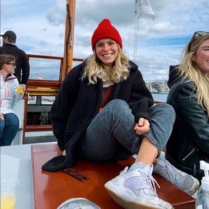 Meet your Posher, Morgan